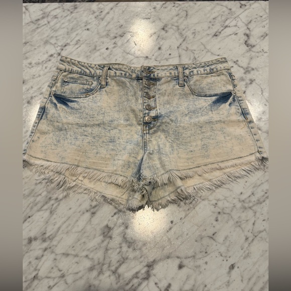 Altar'd State Pants - Altar'd State Light Wash Frayed Jean Shorts